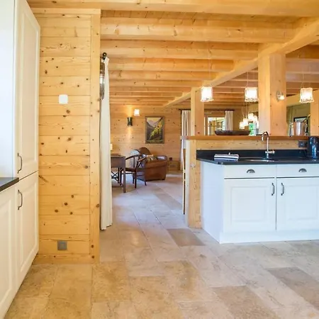 Chalet Iona